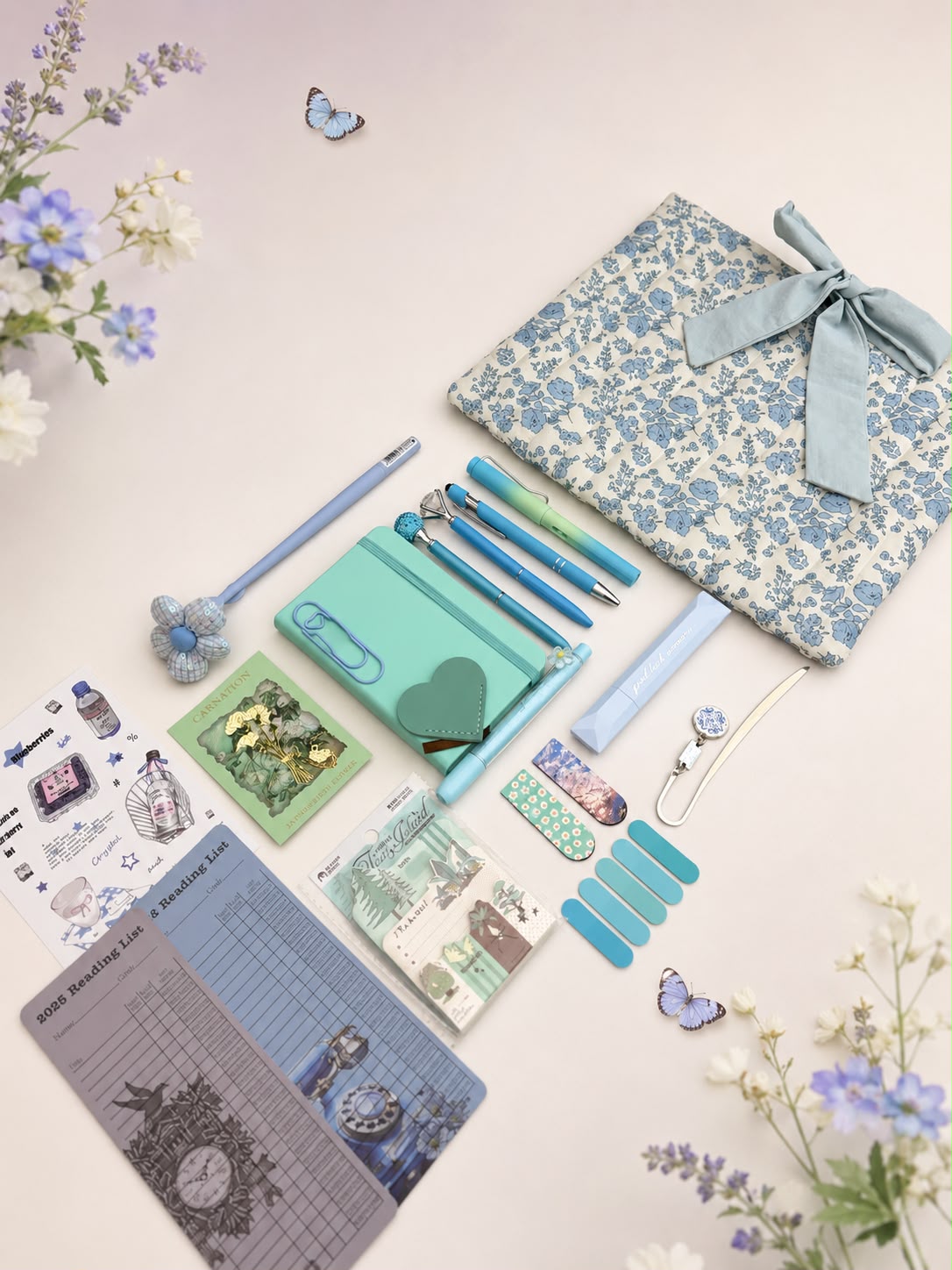 Blue Floral Bookish & Stationery Bundle 🩵📚